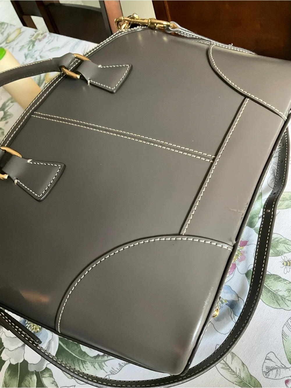 Dooney & Bourke Leather Handbag & Matching Wallet Set